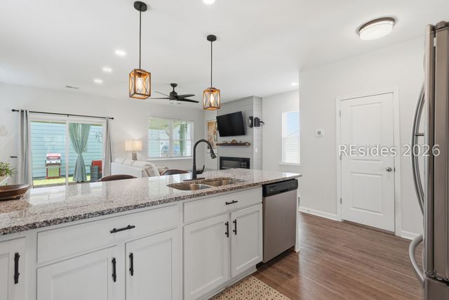 2708 Bluestem Dr, Beaufort, SC 29902