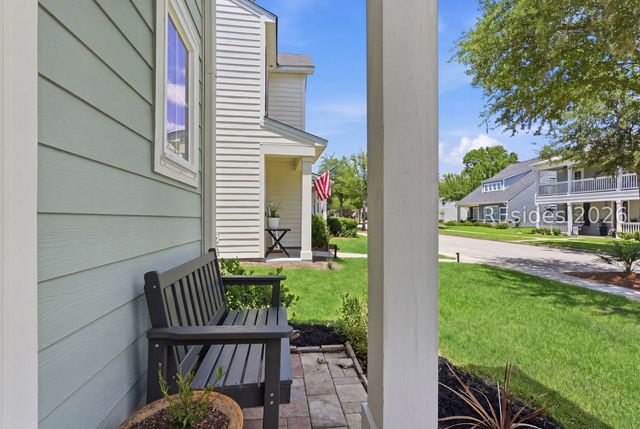 2708 Bluestem Dr, Beaufort, SC 29902