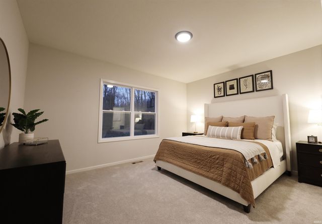 604 Merriweather Passage, Fort Wayne, IN 46845