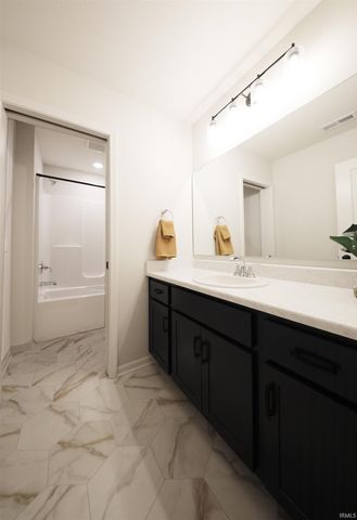 604 Merriweather Passage, Fort Wayne, IN 46845