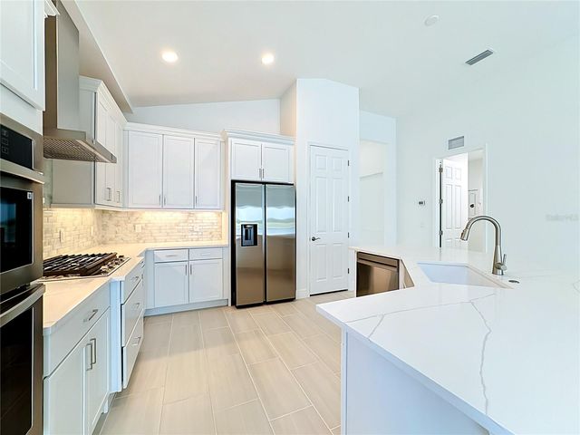 255 MONET TRAIL, Bradenton, FL 34212