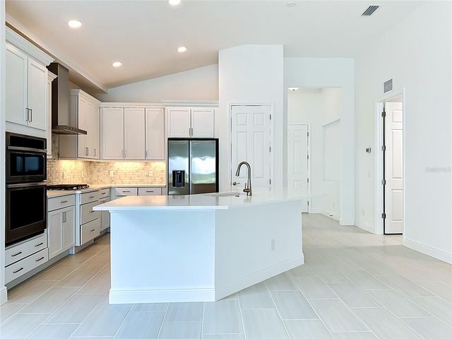 255 MONET TRAIL, Bradenton, FL 34212
