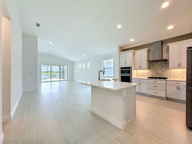 255 MONET TRAIL, Bradenton, FL 34212