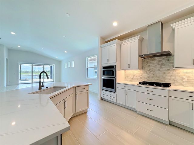255 MONET TRAIL, Bradenton, FL 34212