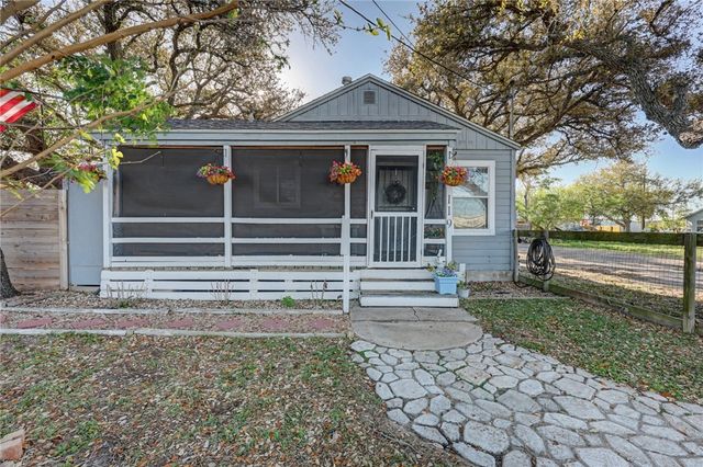 119 N Avenue A Ave N, Aransas Pass, TX 78336