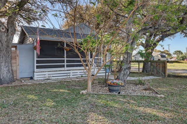 119 N Avenue A Ave N, Aransas Pass, TX 78336