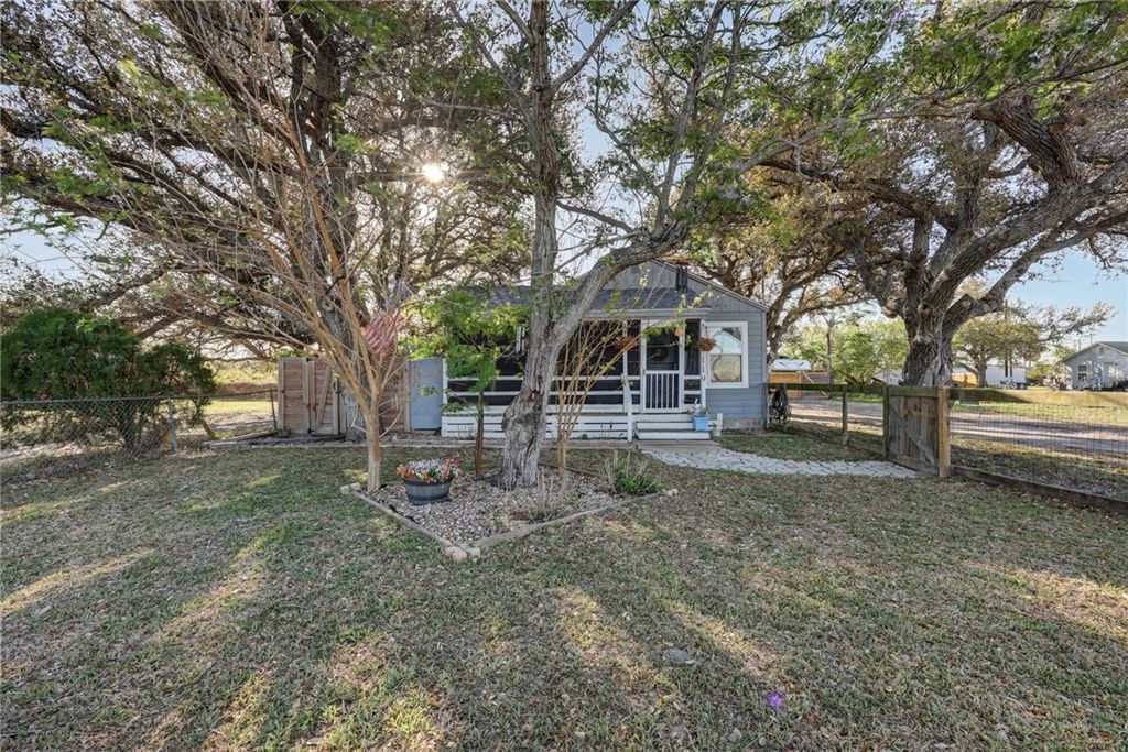 119 N Avenue A Ave N, Aransas Pass, TX 78336