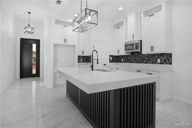 4021 Carol Lane, Edinburg, TX 78542