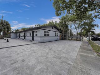 338 Walton Boulevard 4, West Palm Beach, FL 33405