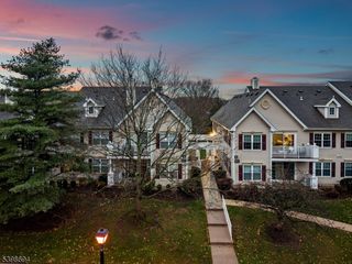 420 Azalea Ter 420, Branchburg Twp., NJ 08876