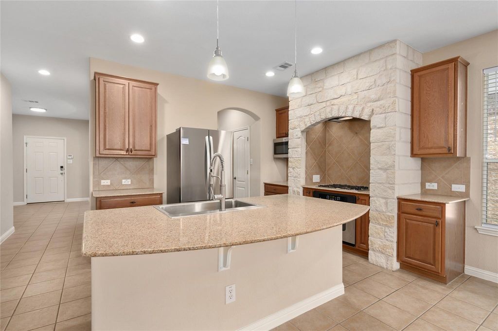 203 Arrowhead TRL, Cedar Park, TX 78613