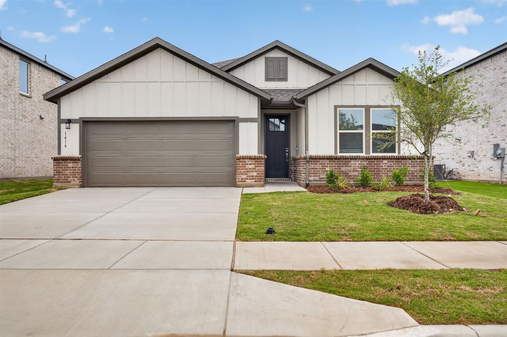 1416 Mustang Canyon Drive, Haslet, TX 76052