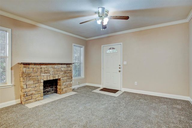 315 W Saulnier Street A, Houston, TX 77019