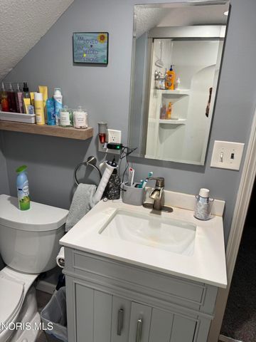 24521 Maple Street, Stony Ridge, OH 43463