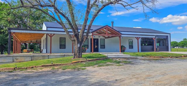 418529 E 1110 Road, Checotah, OK 74426