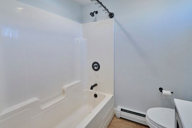 76 Railroad Ave 1, Salisbury, MA 01952