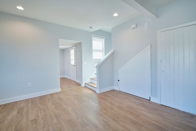 76 Railroad Ave 1, Salisbury, MA 01952