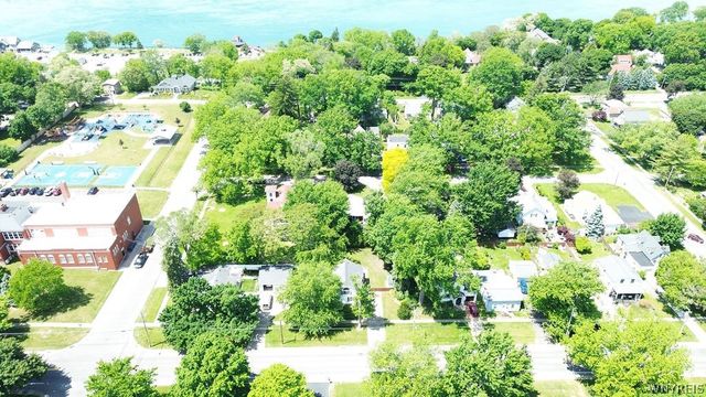 225 North 4th Street, Lewiston, NY 14092
