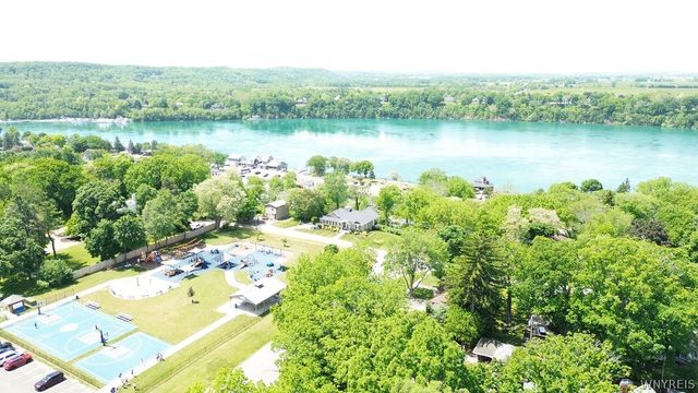 225 North 4th Street, Lewiston, NY 14092