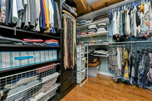 350 W Broadway 10, Boston, MA 02127