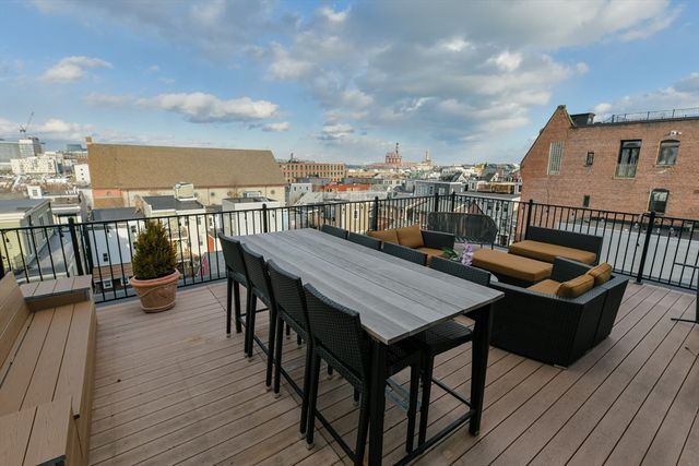 350 W Broadway 10, Boston, MA 02127