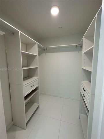 851 NE 1st Avenue 4006, Miami, FL 33132