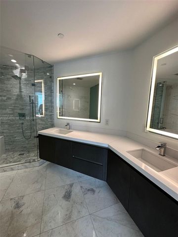 851 NE 1st Avenue 4006, Miami, FL 33132