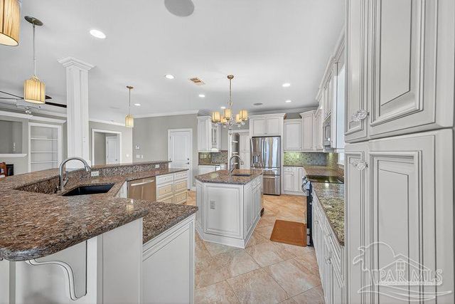 1106 Oyster Bay Dr, Milton, FL 32583