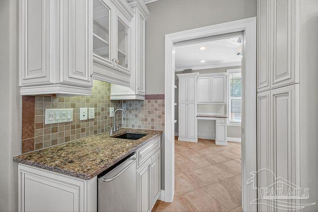 1106 Oyster Bay Dr, Milton, FL 32583