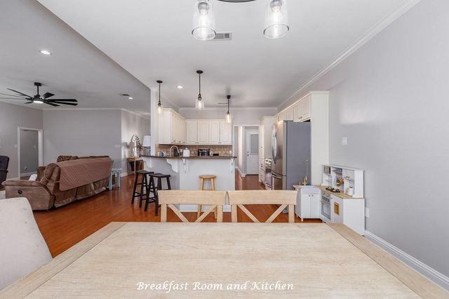 298 Spring Creek Drive, Nacogdoches, TX 75965