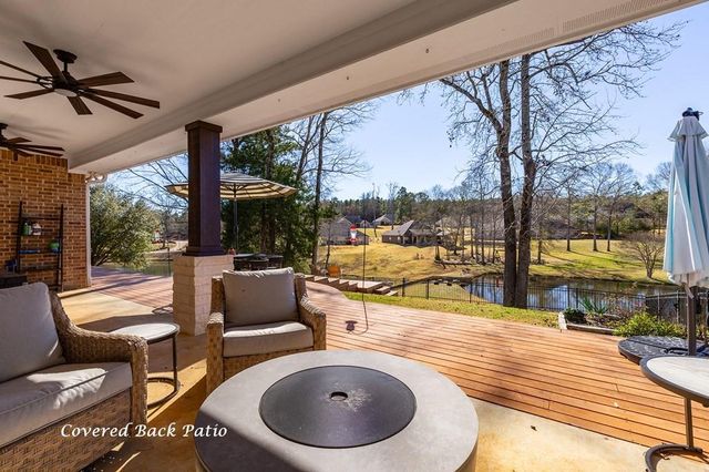 298 Spring Creek Drive, Nacogdoches, TX 75965