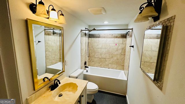 6600 Crystal Cove Trail, Gainesville, GA 30506