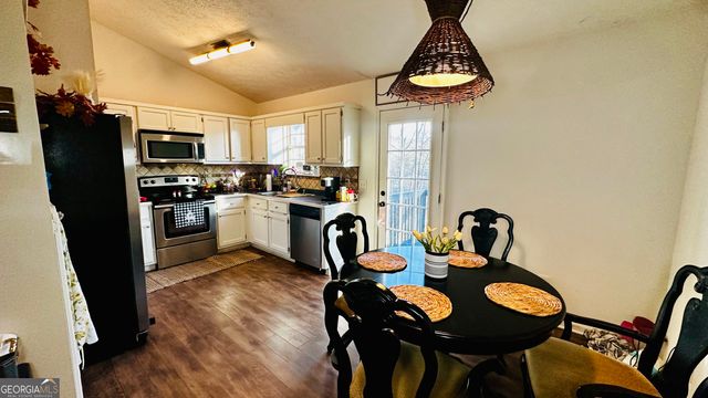 6600 Crystal Cove Trail, Gainesville, GA 30506