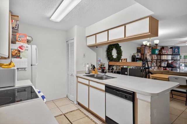 8712 RAIN FOREST PLACE B, Kissimmee, FL 34747