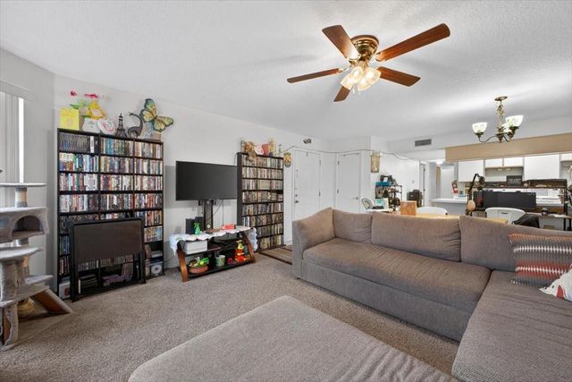 8712 RAIN FOREST PLACE B, Kissimmee, FL 34747