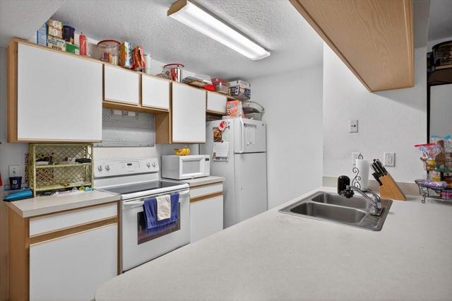 8712 RAIN FOREST PLACE B, Kissimmee, FL 34747