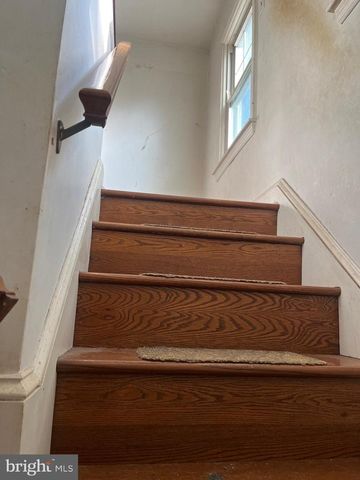 805 ROCK HILL RD, Quakertown, PA 18951