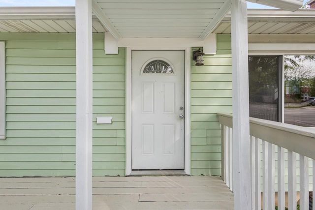 2105 E Johnson Street, Madison, WI 53704