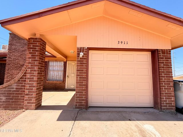 3911 Moonlight Avenue, El Paso, TX 79904