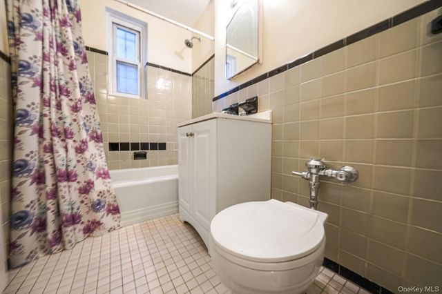 35-40 75th Street 1B, Jackson Heights, NY 11372