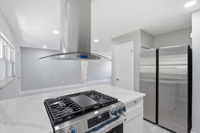 3000 Langston Drive, Fort Pierce, FL 34946