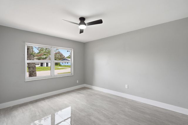 3000 Langston Drive, Fort Pierce, FL 34946
