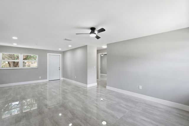 3000 Langston Drive, Fort Pierce, FL 34946