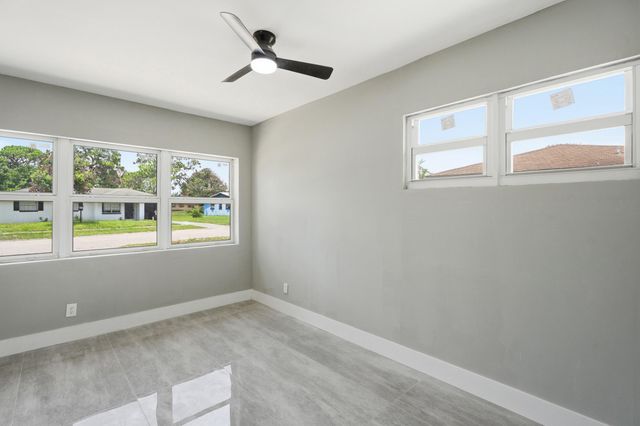 3000 Langston Drive, Fort Pierce, FL 34946