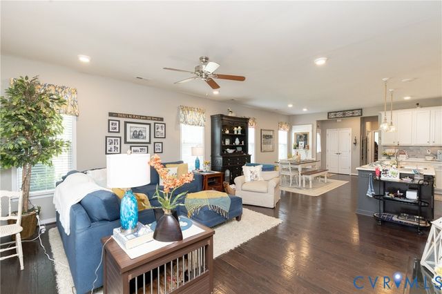 6800 Dales Pony Dr, Moseley, VA 23120