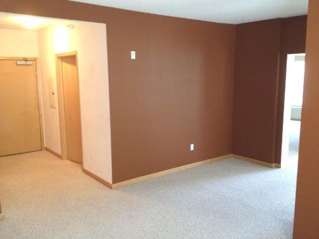 7601 Aldrich Avenue S 319, Richfield, MN 55423