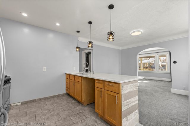 4913 Middlesex Street, Dearborn, MI 48126