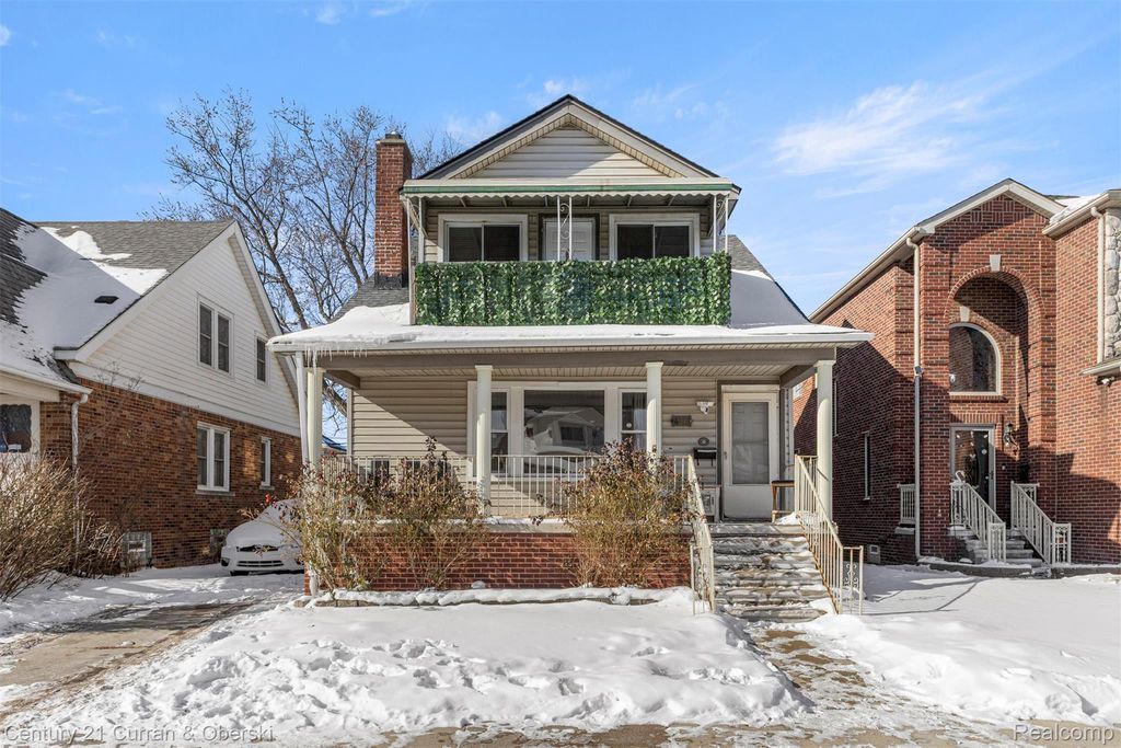 4913 Middlesex Street, Dearborn, MI 48126