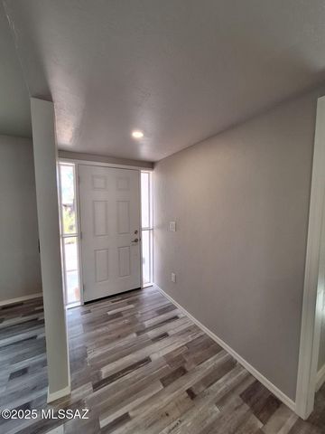 6932 E 4th Street, Tucson, AZ 85710