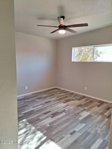 6932 E 4th Street, Tucson, AZ 85710